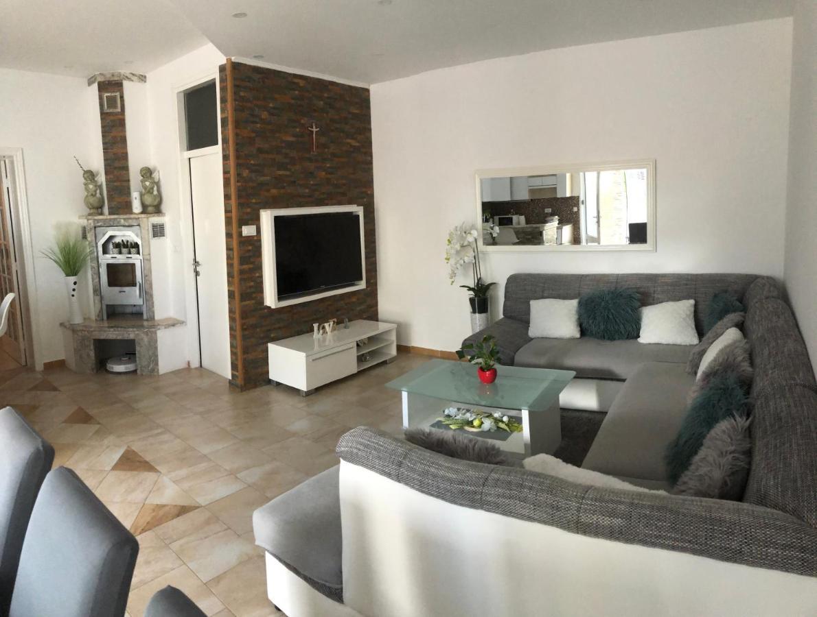 Apartments Ljube マカルスカ エクステリア 写真